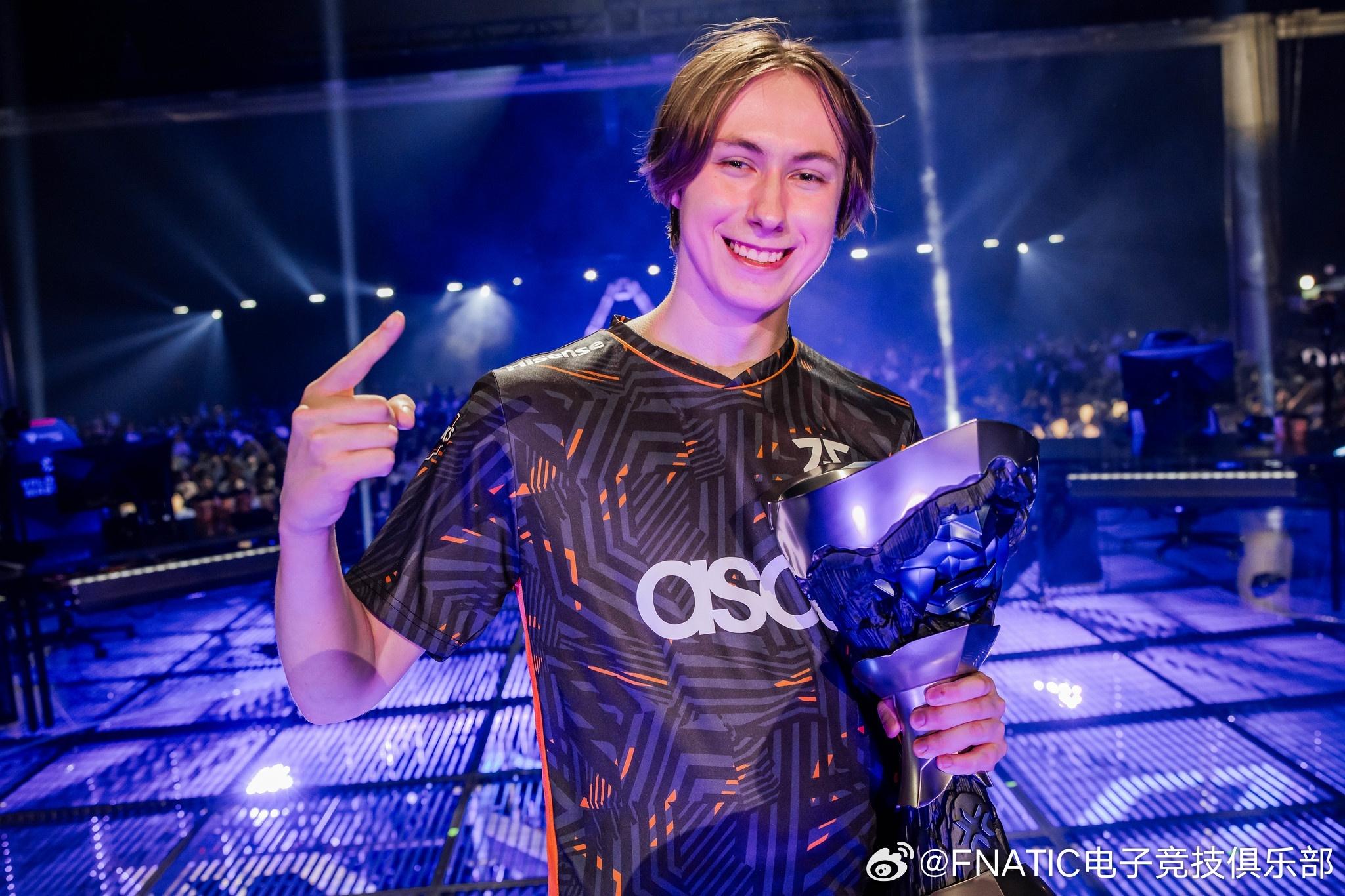 icle正, stron, 祝福文案为