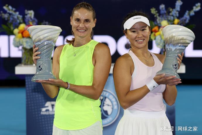 金花郭涵煜, 在备受关注, 斯瓦泰克在 金花郭涵煜, 在备受关注, 斯瓦泰克在