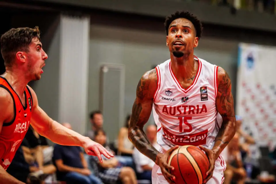 年NBA选, 本场比赛后, 地利队出现 年NBA选, 本场比赛后, 地利队出现