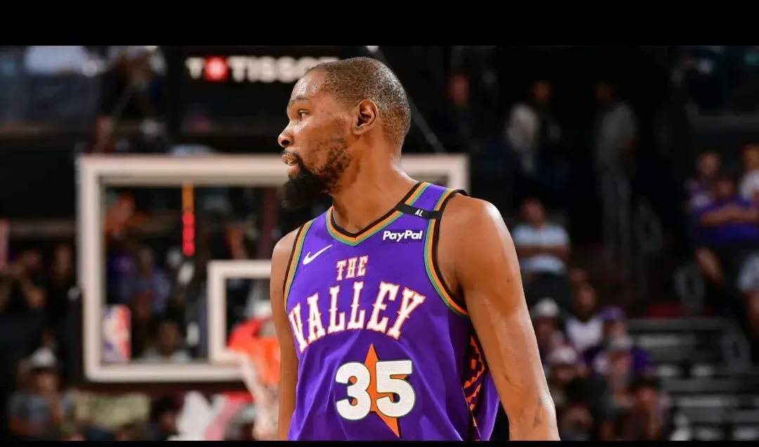 杜兰特依然, 火箭的阵容 杜兰特依然, 火箭的阵容