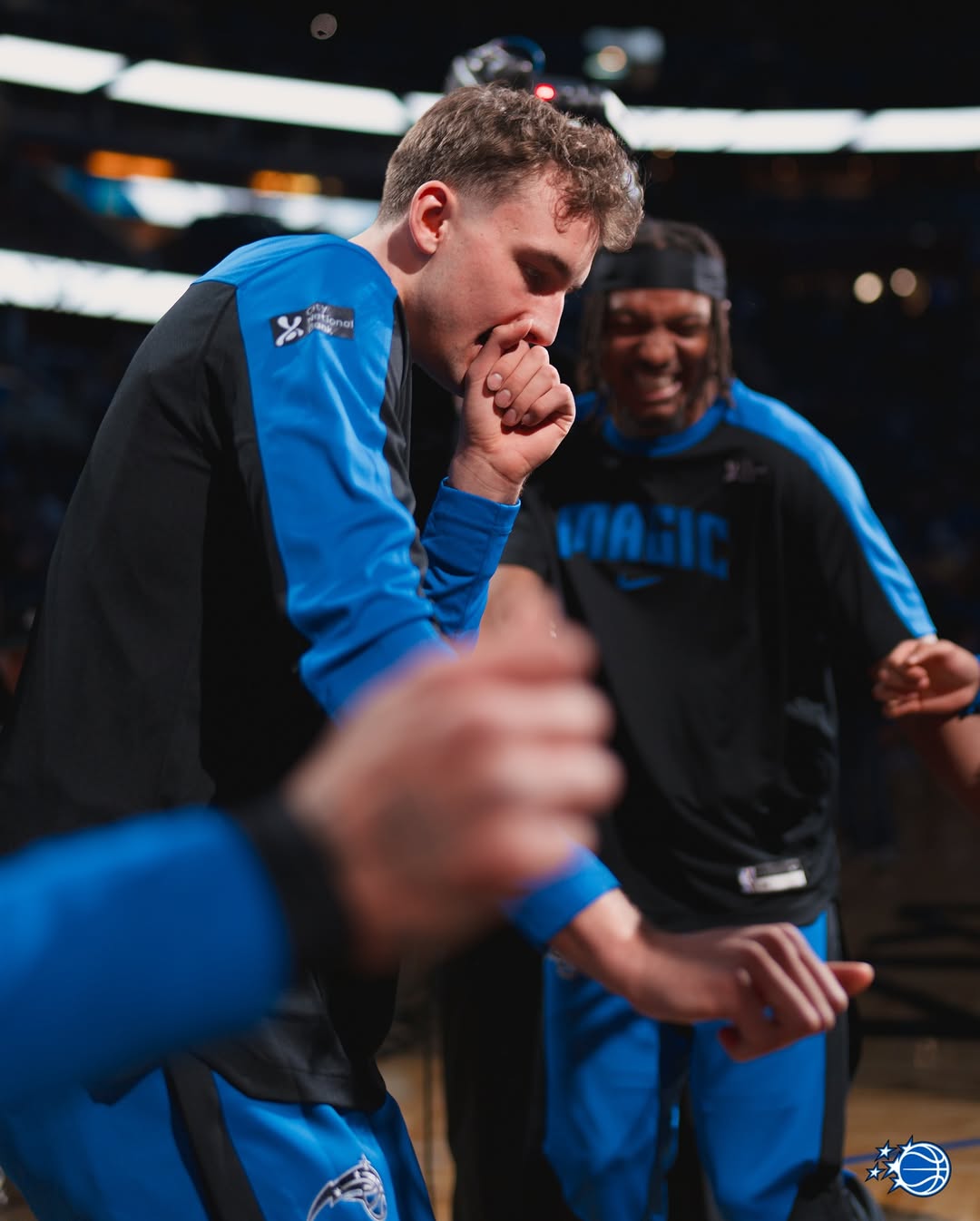 div, 场照与球迷